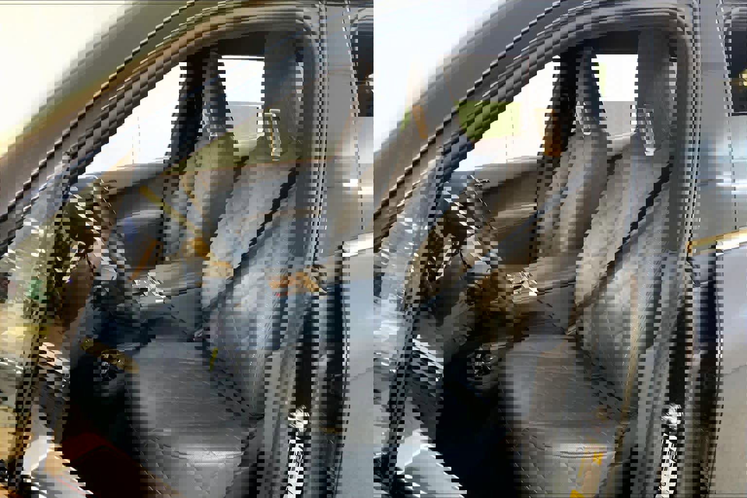 Used 2023 BMW iX M60 image 8