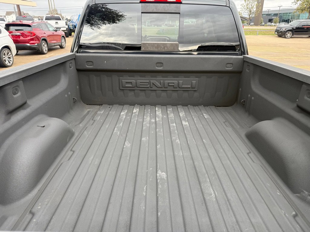 Used 2015 GMC Sierra 2500 Denali w/ Duramax Plus Package image 14