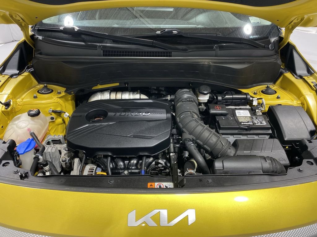 Used 2022 Kia Seltos Nightfall Edition image 17