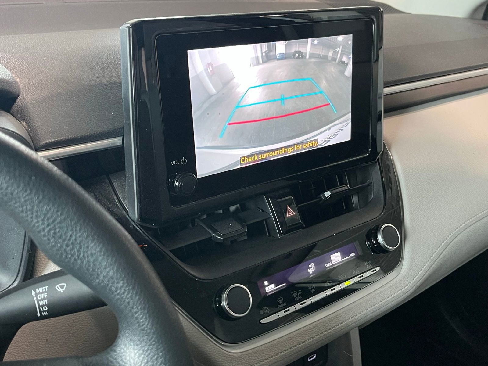 Used 2023 Toyota Corolla Cross L AWD/4WD image 17