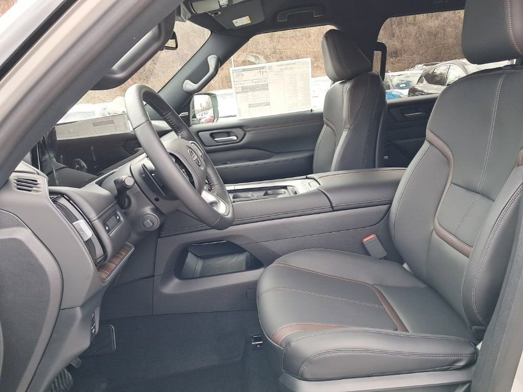 New 2025 Nissan Armada SL image 10