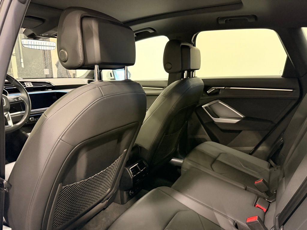 Used 2022 Audi Q3 2.0T Premium image 21