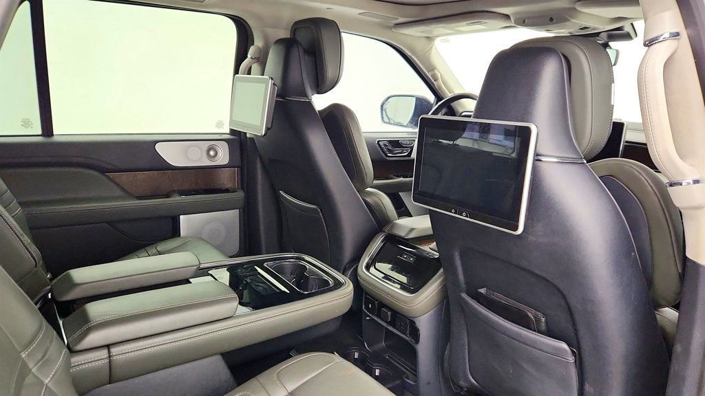 Used 2024 Lincoln Navigator Black Label AWD/4WD image 26