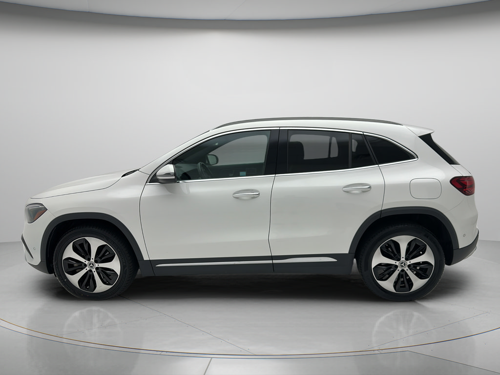 Used 2025 Mercedes-Benz GLA 250 4MATIC image 7