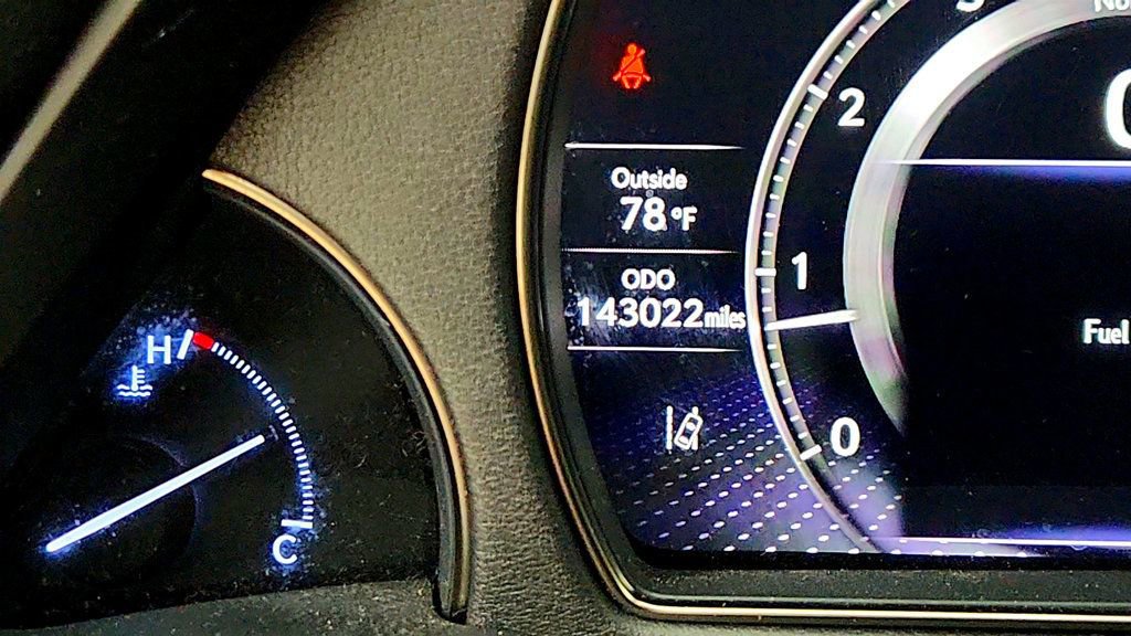 Used 2019 Lexus LS 500 AWD w/ Accessory Package (Z1) image 16