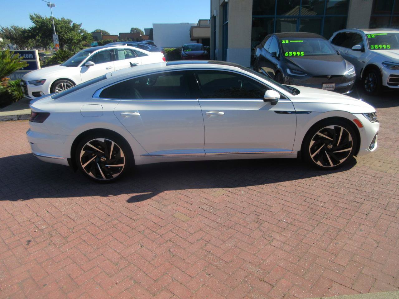 Used 2023 Volkswagen Arteon SEL Premium AWD/4WD image 79
