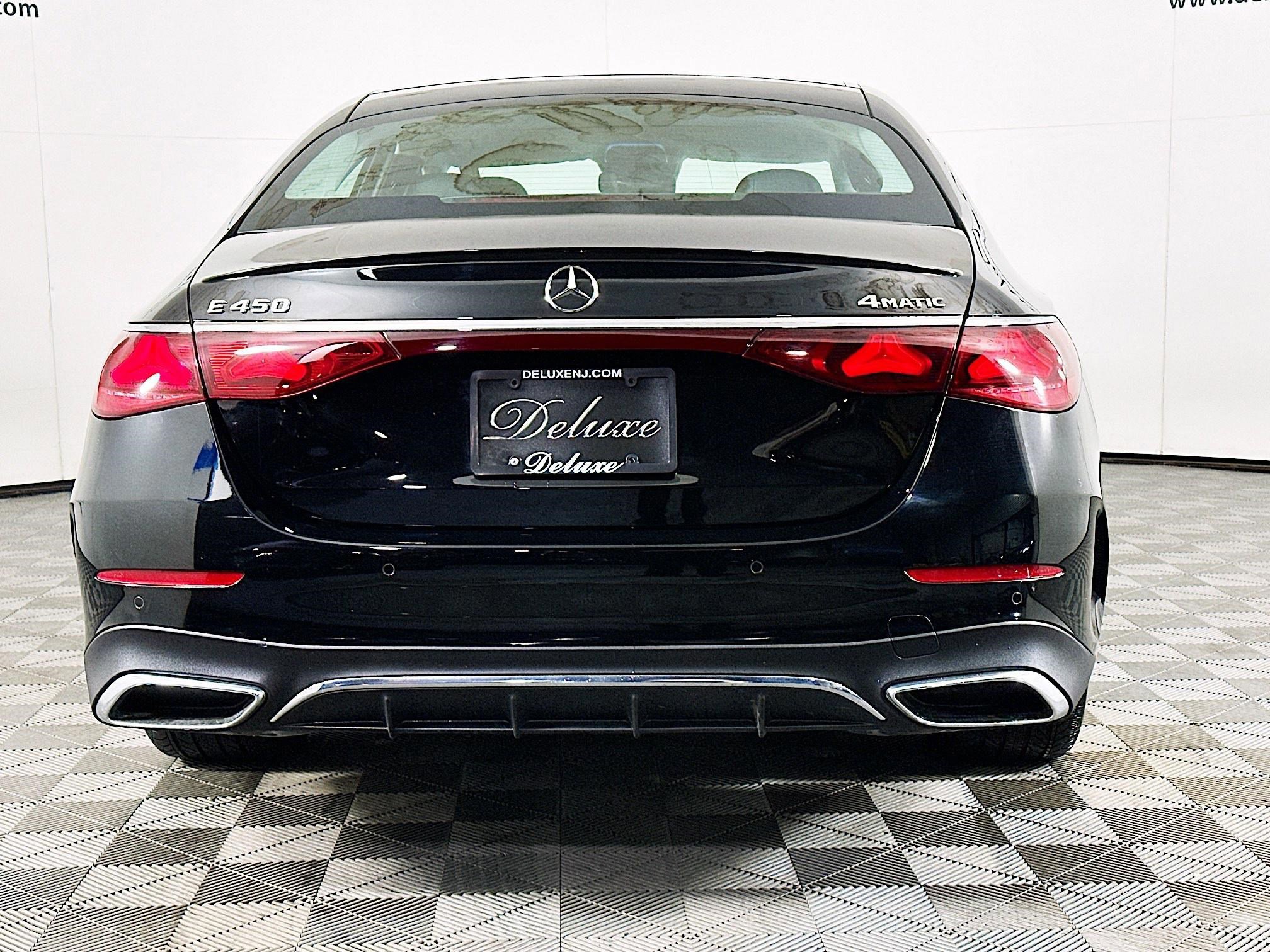 Used 2025 Mercedes-Benz E 450 4MATIC Sedan w/ MBUS Superscreen Package image 5