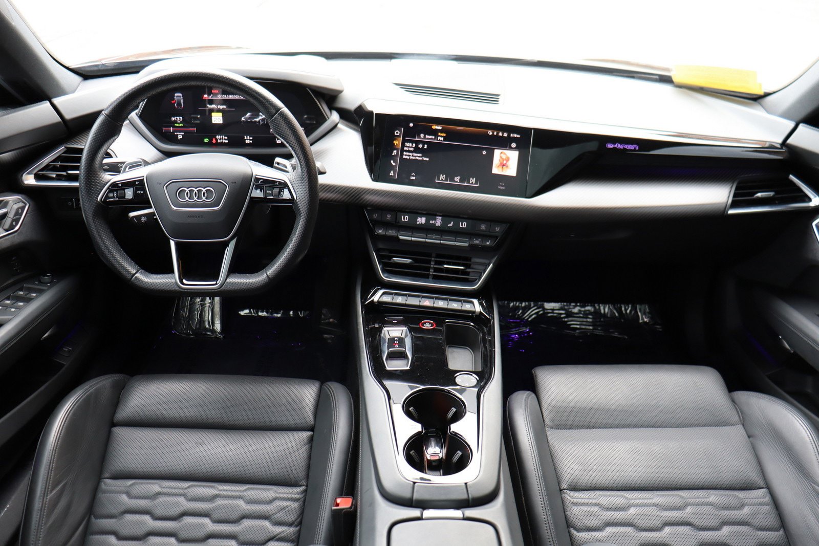 Used 2022 Audi e-tron GT Prestige w/ Prestige Package AWD/4WD image 9