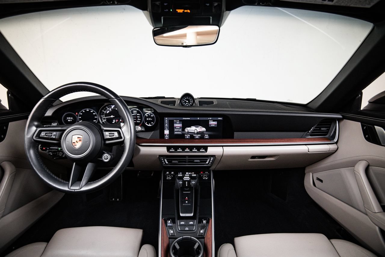 Certified 2020 Porsche 911 Carrera S RWD image 25