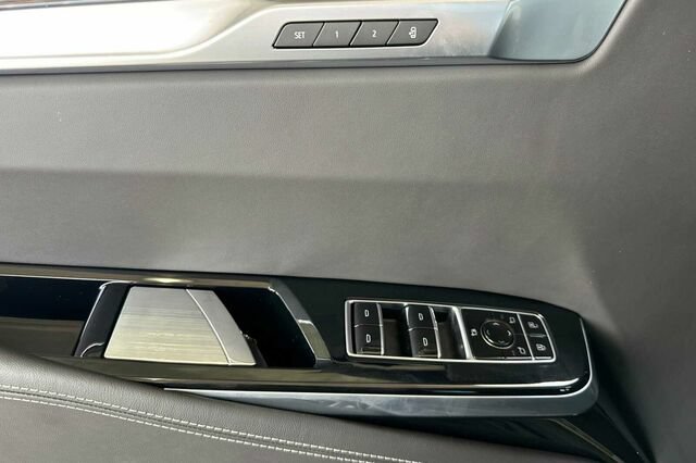 New 2026 Cadillac Escalade Platinum Sport AWD/4WD image 11
