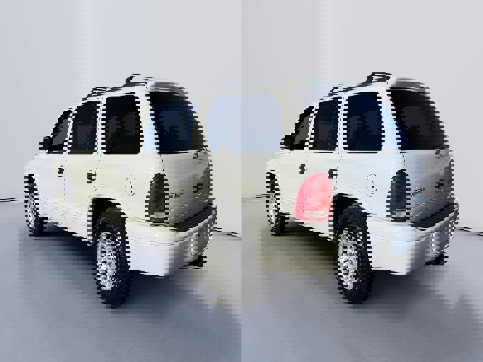 Used 2003 Dodge Durango SLT image 4