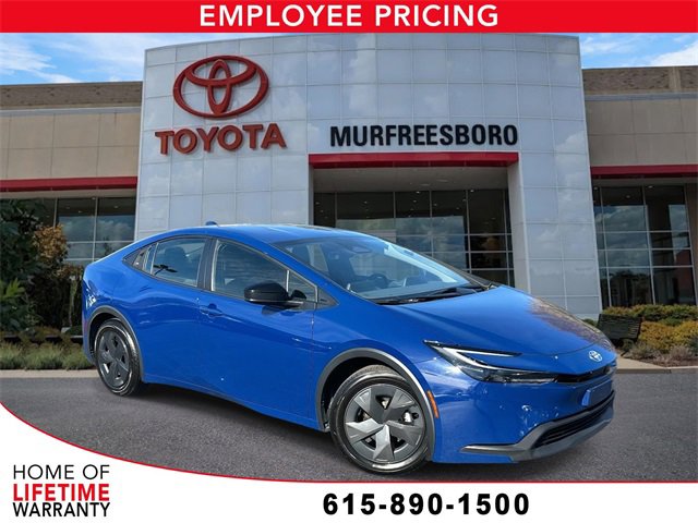 Used 2024 Toyota Prius LE image 1