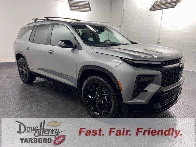 New 2026 Chevrolet Traverse RS w/ LPO, Floor Liner Package FWD image 3