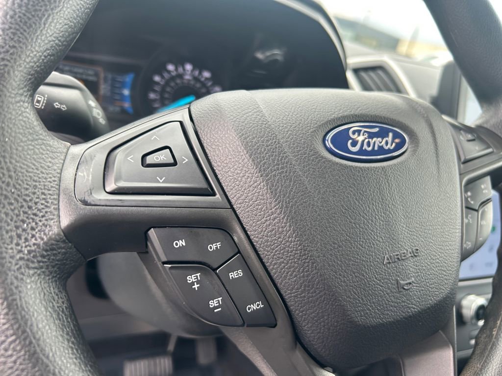 Used 2022 Ford Edge SE w/ Black Appearance Package AWD/4WD image 16