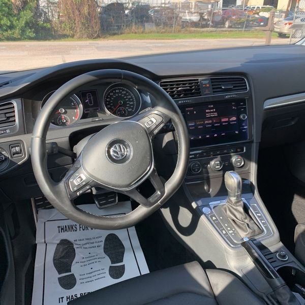 Used 2018 Volkswagen Golf Alltrack SE image 18