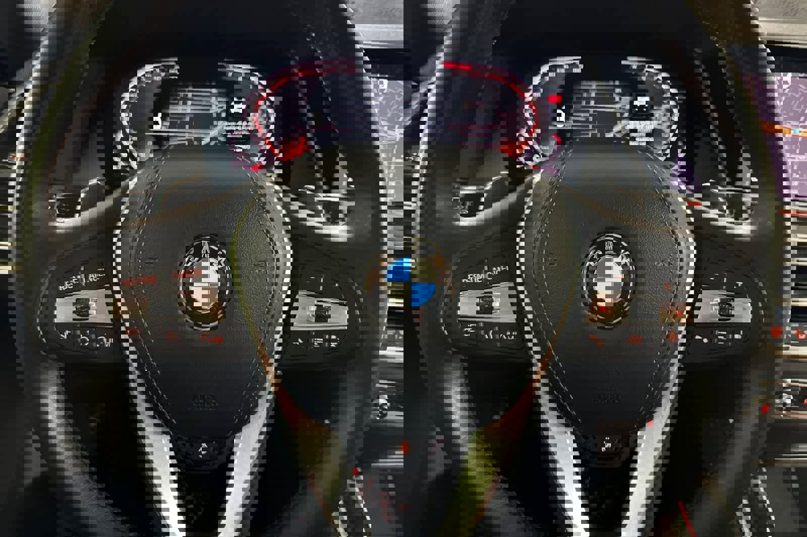 Used 2019 BMW X5 xDrive40i w/ Convenience Package image 24