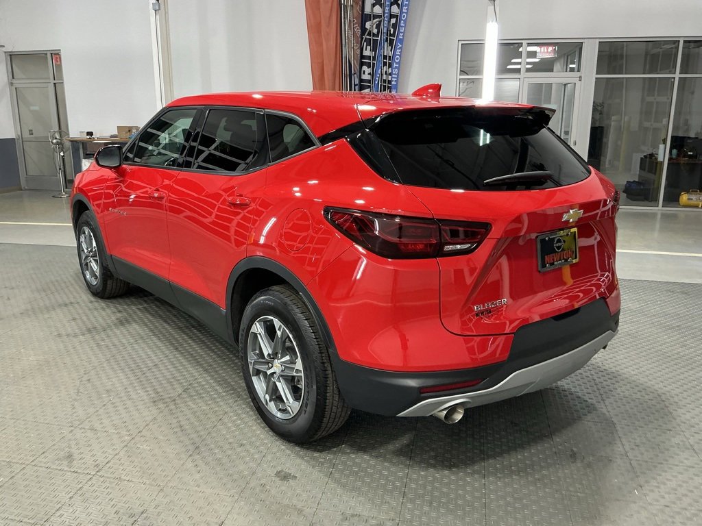 Used 2024 Chevrolet Blazer LT image 29
