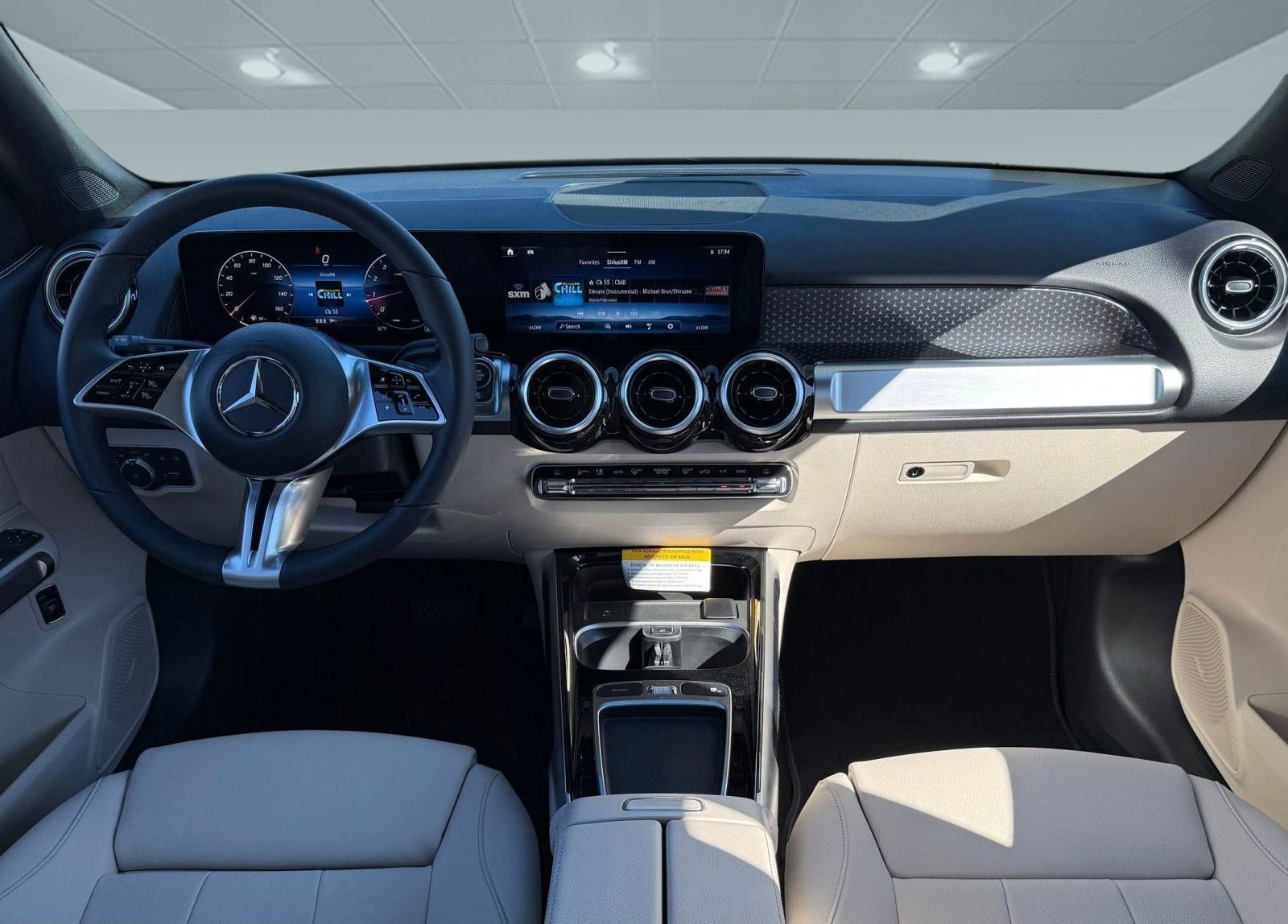 New 2026 Mercedes-Benz GLB 250 image 11