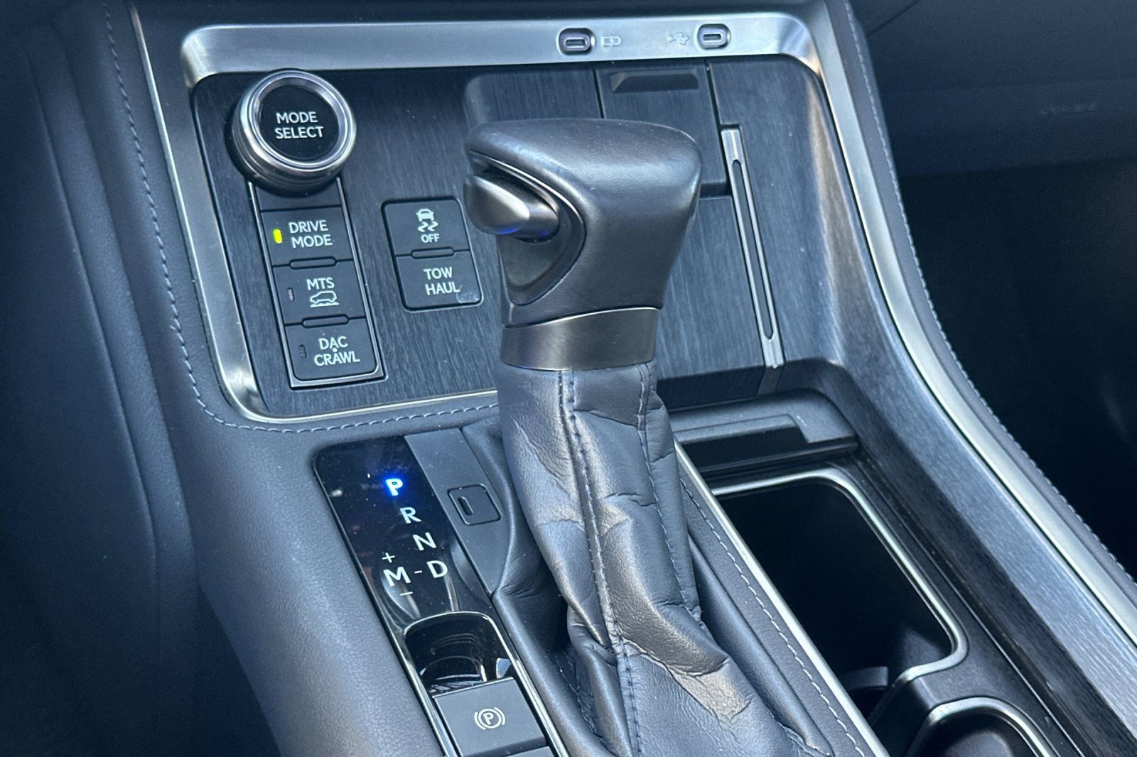 Certified 2024 Lexus GX 550 550 Overtrail+ image 28