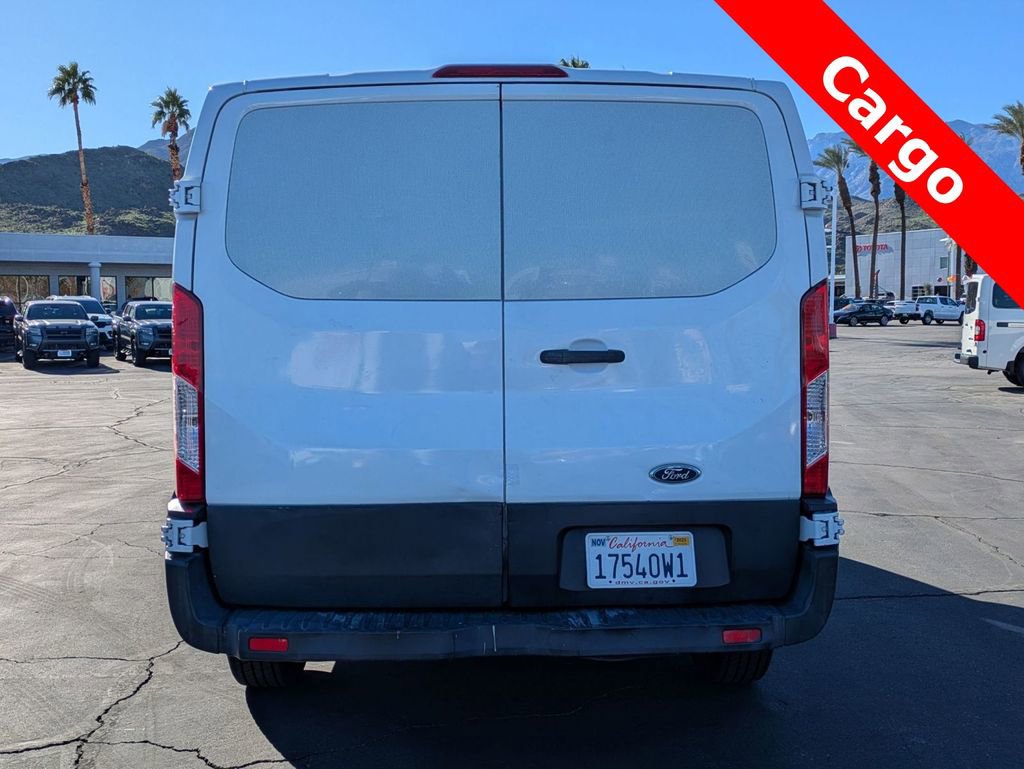 Used 2015 Ford Transit 250 130 Low Roof w/ Exterior Upgrade Package image 4