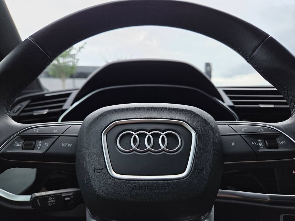 Used 2023 Audi Q3 2.0T Premium Plus AWD/4WD image 35