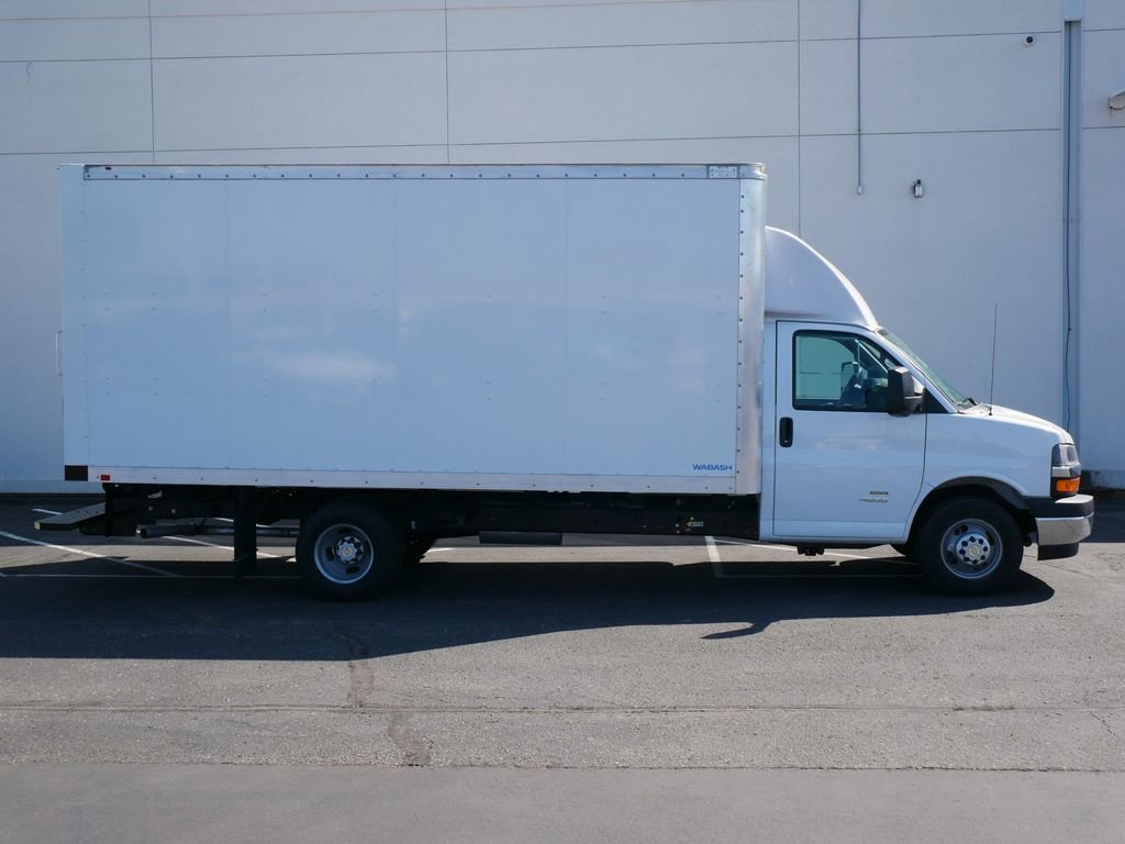New 2025 Chevrolet Express 4500 Extended w/ Power Convenience Package image 2