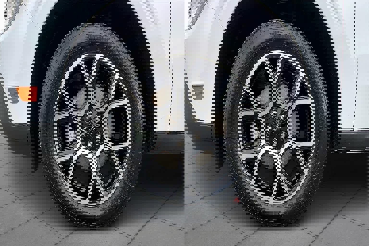 Certified 2025 Ford Maverick Lariat w/ 4K Tow Package image 10