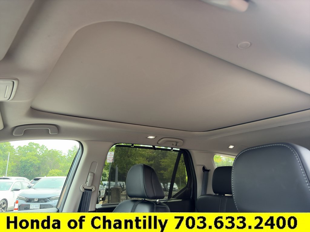 Certified 2024 Honda Pilot Touring image 20