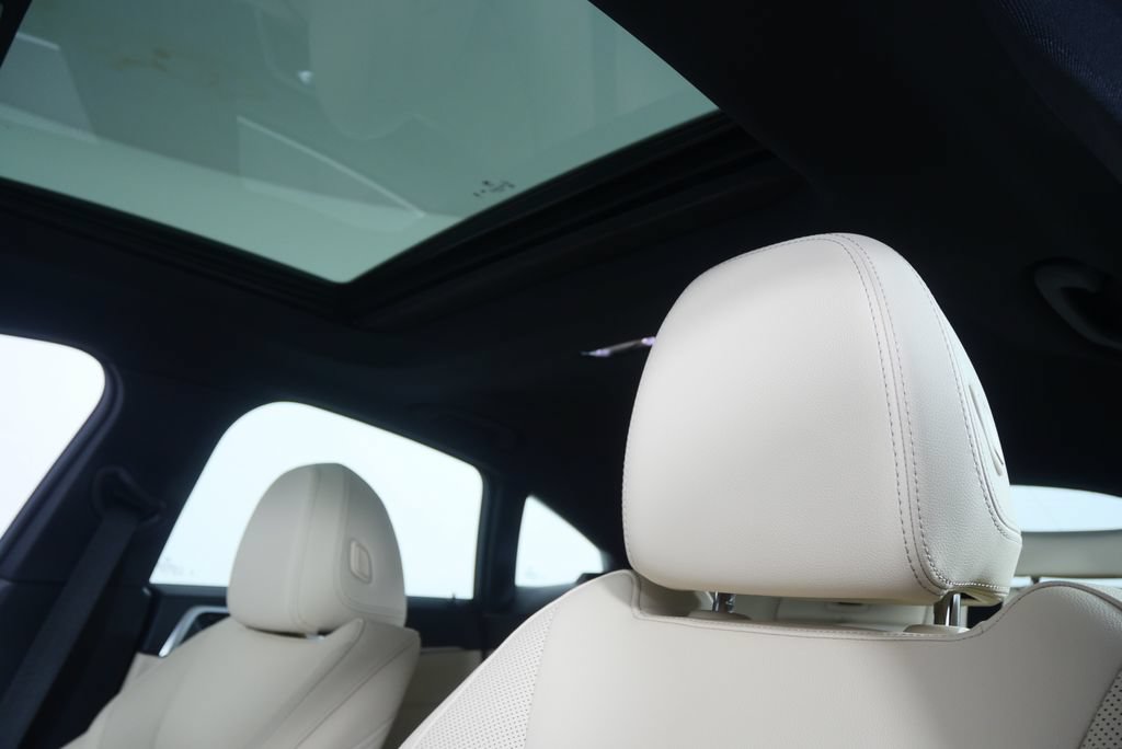 Certified 2023 BMW i4 eDrive35 RWD image 11