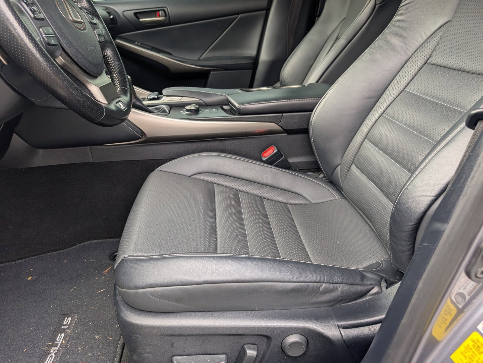 Used 2020 Lexus IS 300 F Sport image 8