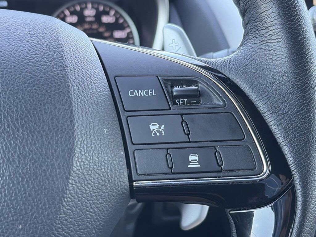 Used 2024 Mitsubishi Eclipse Cross SEL image 21