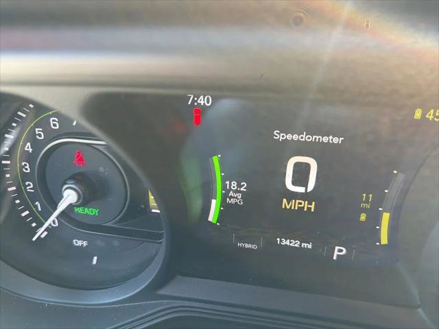 Certified 2025 Jeep Wrangler Unlimited Rubicon 4xe w/ Convenience Group image 13