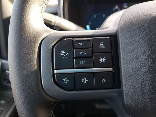 New 2025 Ford F350 Lariat w/ Lariat Ultimate Package image 15