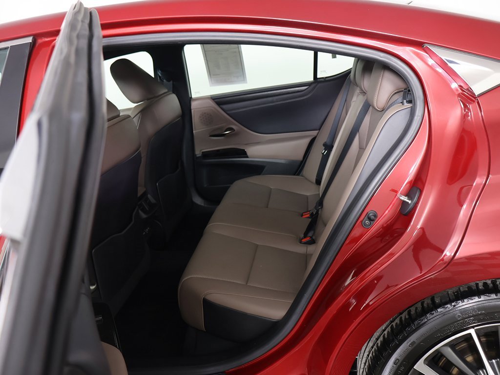 Used 2022 Lexus ES 350 w/ Premium Package image 32