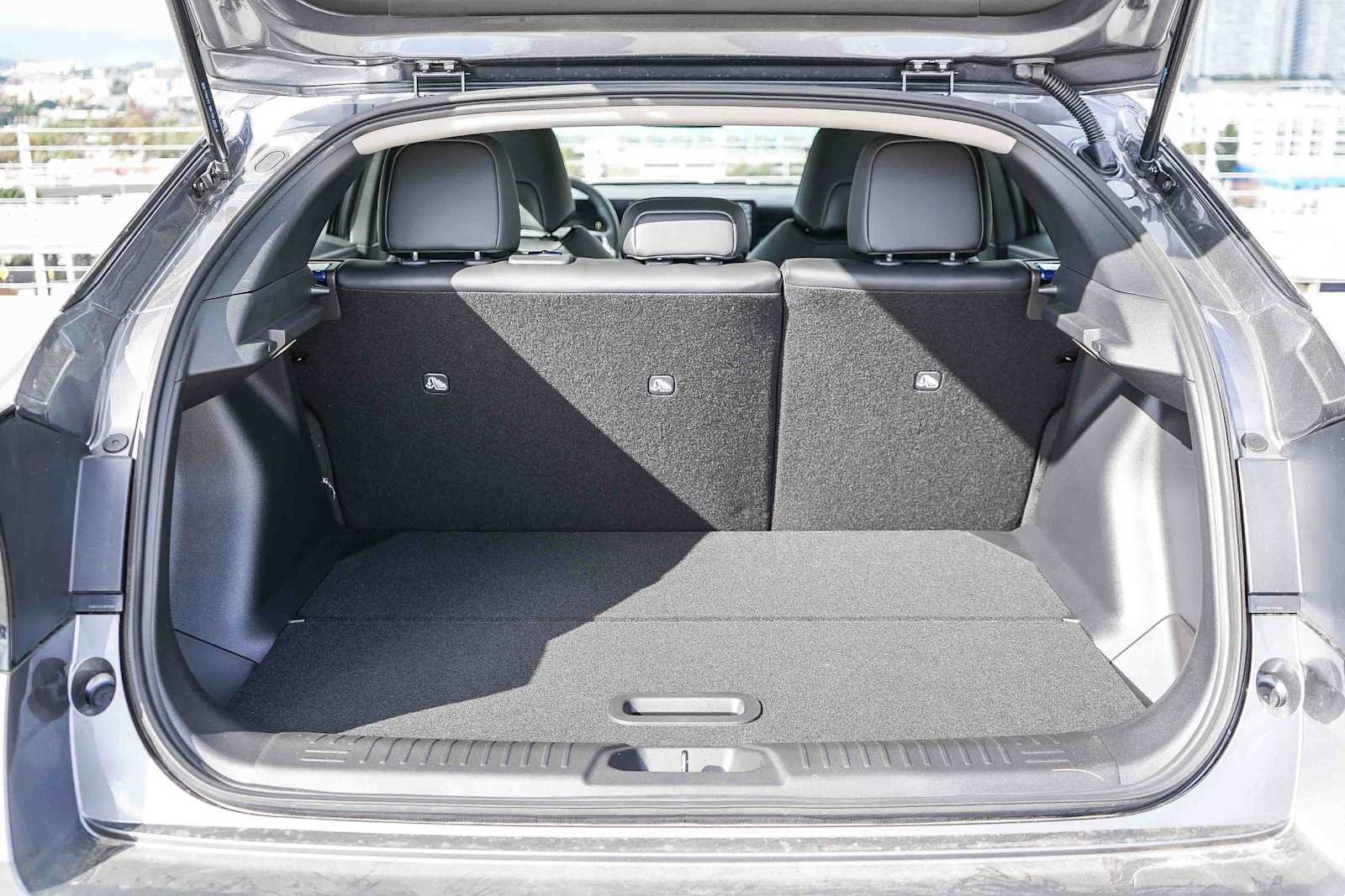 New 2026 Nissan Leaf SV+ w/ Floor Mat Package (SV+) FWD image 12