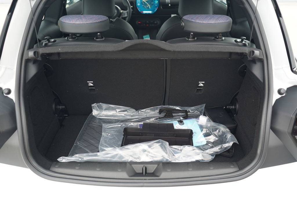 New 2026 MINI Cooper S FWD image 11