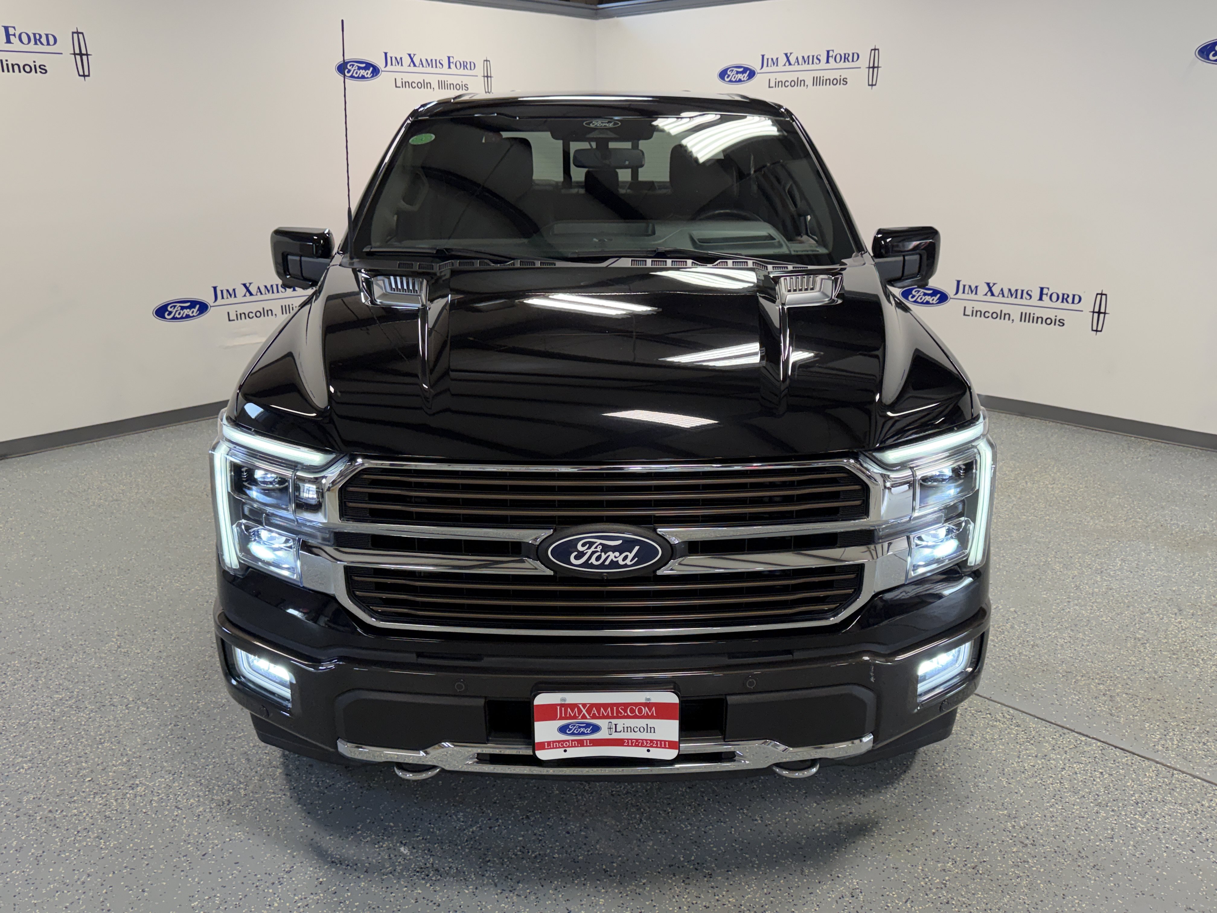 Used 2024 Ford F150 King Ranch AWD/4WD image 2