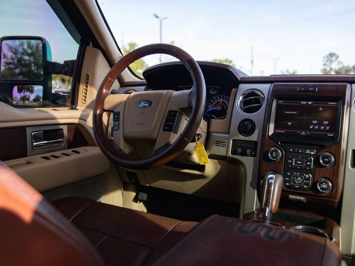 Used 2013 Ford F150 King Ranch w/ King Ranch Luxury Pkg AWD/4WD image 40