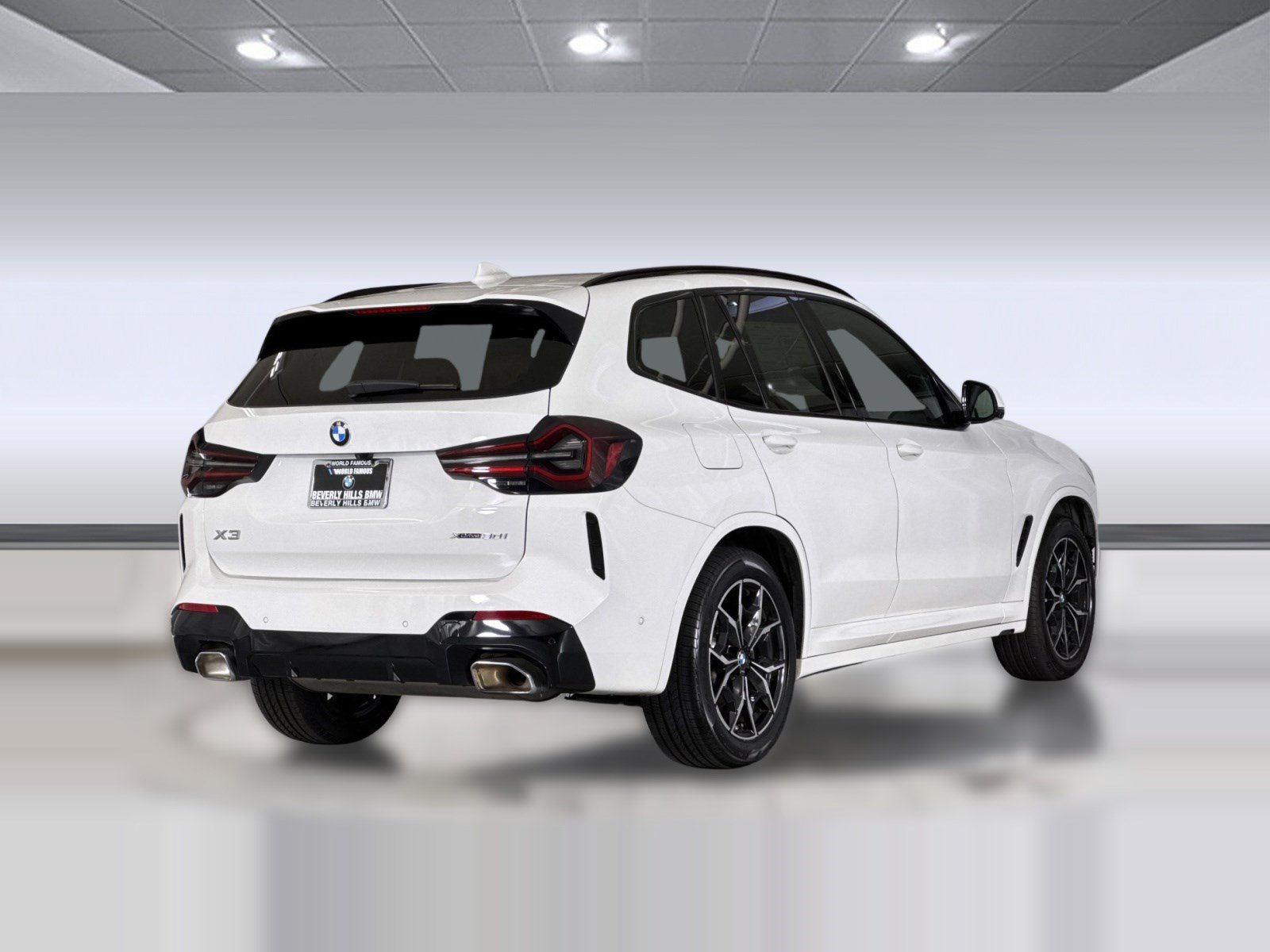Used 2024 BMW X3 xDrive30i w/ M Sport Package AWD/4WD image 8