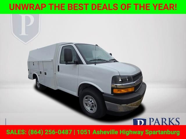 New 2025 Chevrolet Express 3500 w/ Power Convenience Package