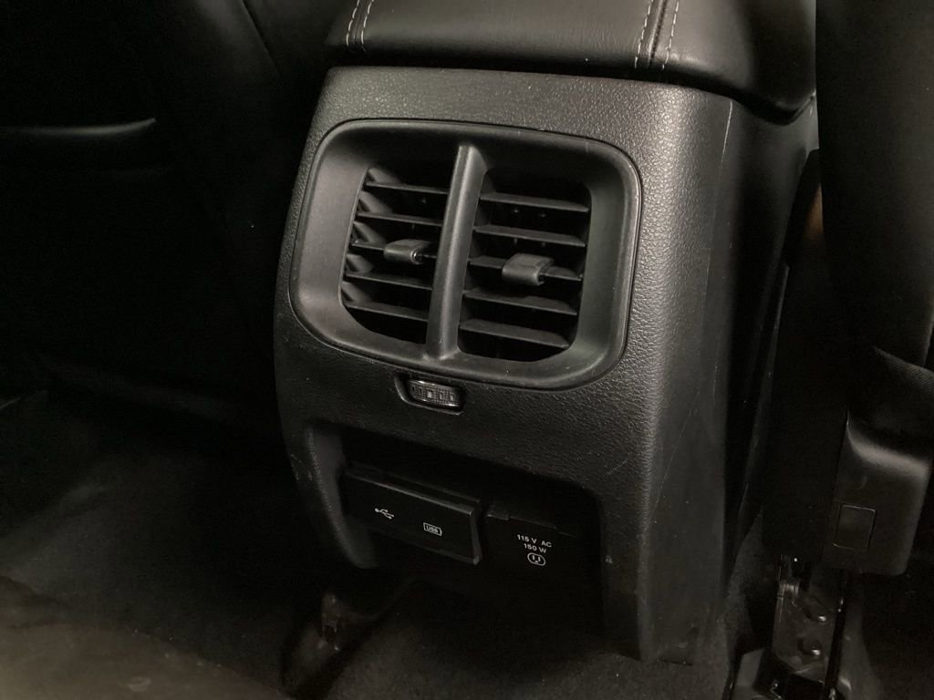 Used 2020 Jeep Cherokee Limited AWD/4WD image 19
