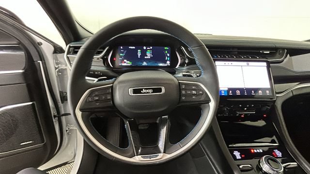 Used 2022 Jeep Grand Cherokee Trailhawk AWD/4WD image 14