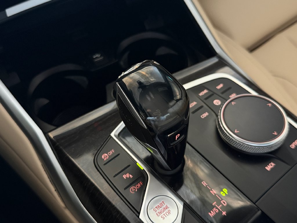 Used 2019 BMW 330i Sedan w/ Premium Package RWD image 15
