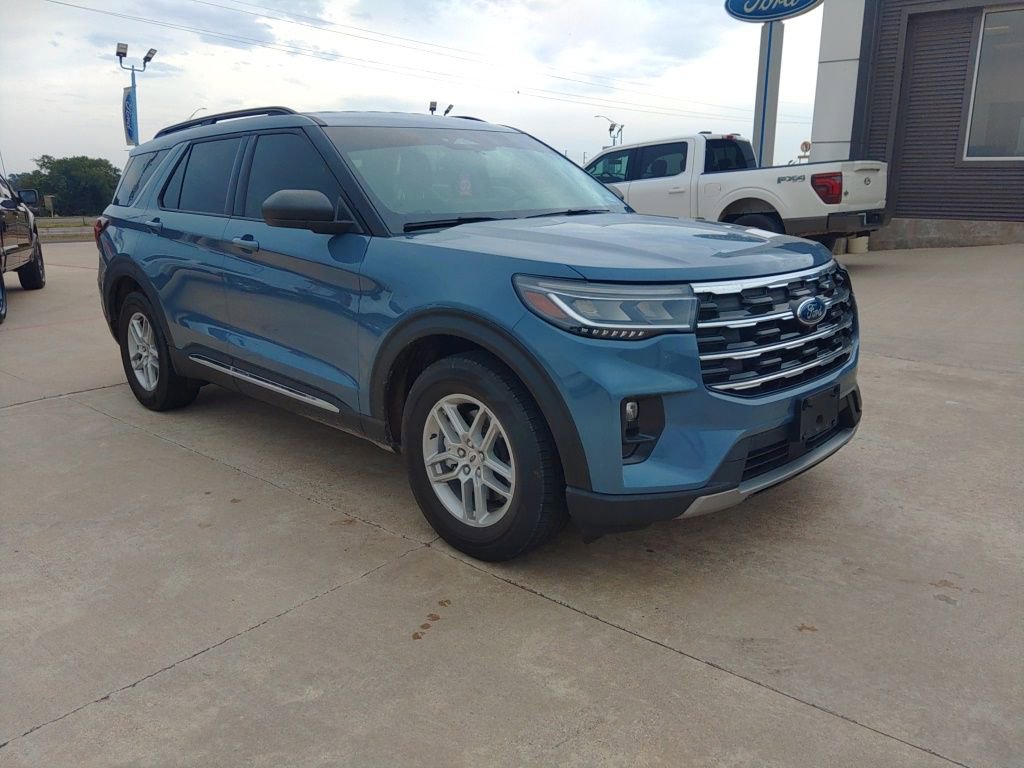Used 2025 Ford Explorer Active w/ Active Comfort Package