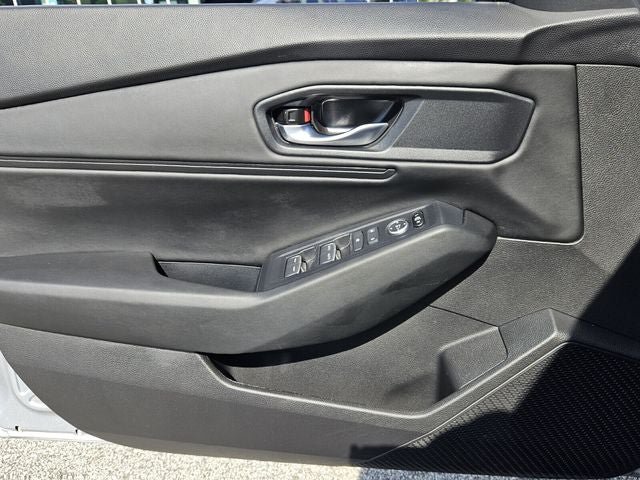 Certified 2025 Honda Accord SE image 33