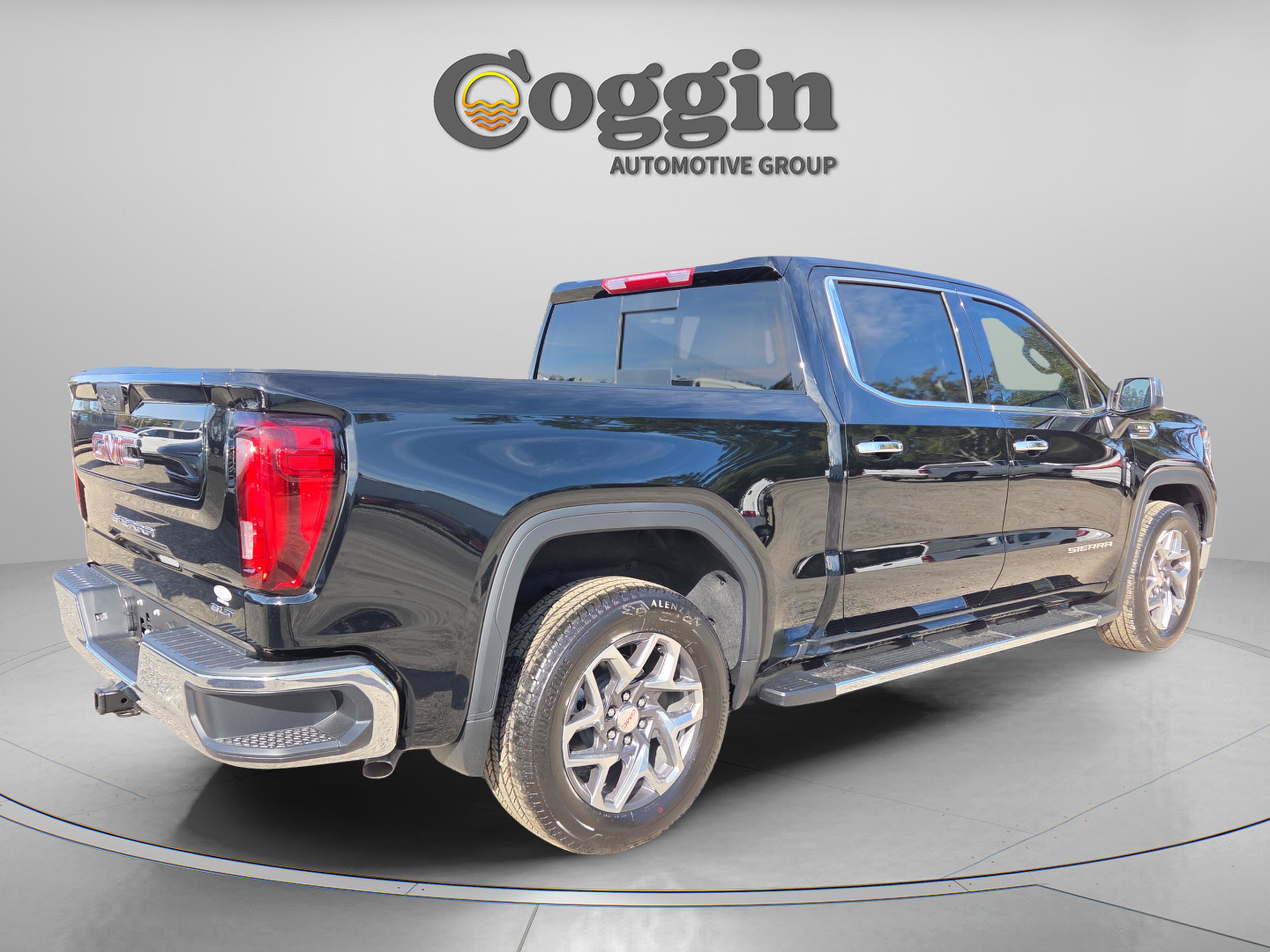 New 2026 GMC Sierra 1500 SLT w/ SLT Premium Package RWD image 6