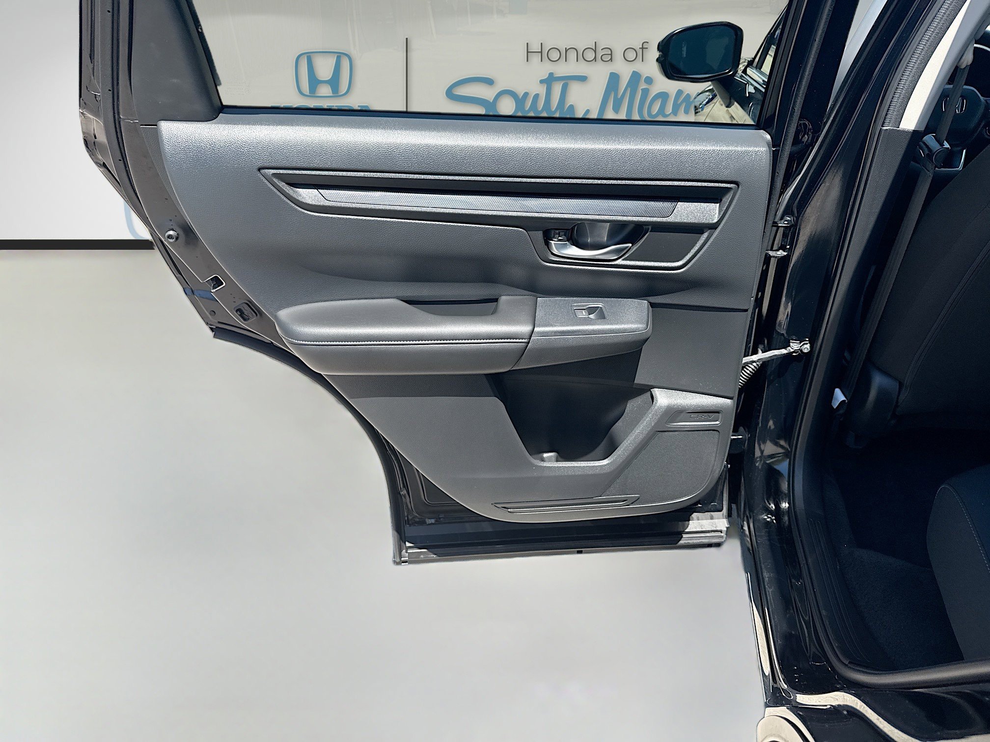 Used 2025 Honda CR-V LX image 25