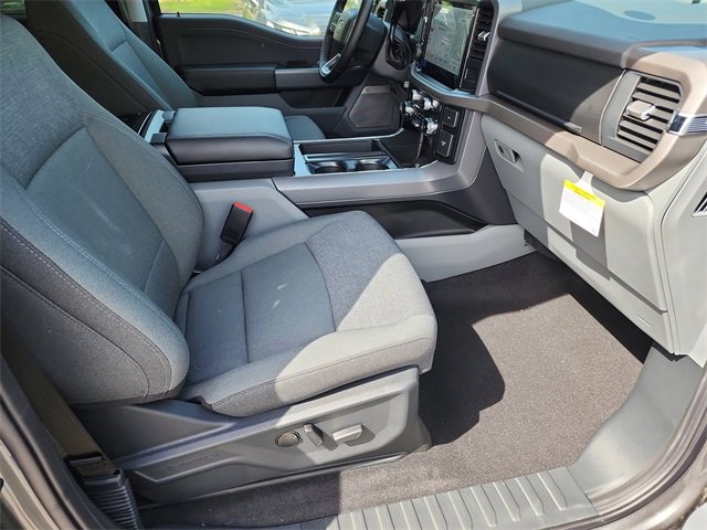 New 2025 Ford F150 XLT w/ Equipment Group 303A High AWD/4WD image 9