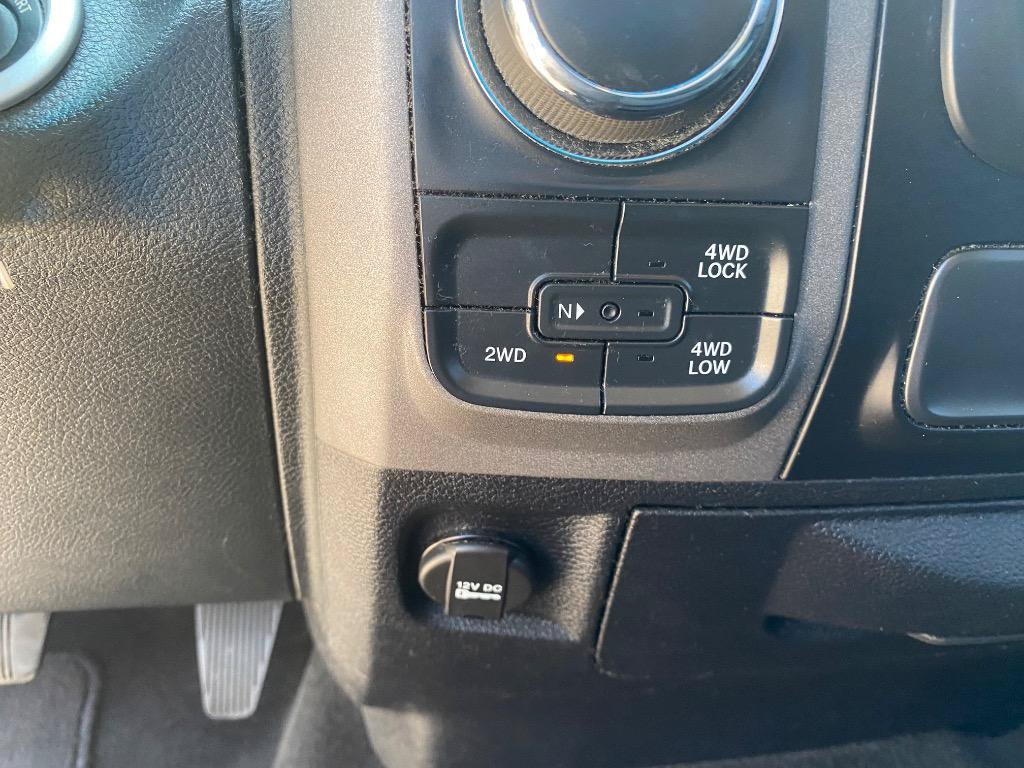 Used 2014 RAM 1500 Express AWD/4WD image 32