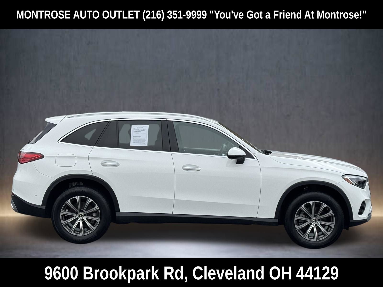 Used 2023 Mercedes-Benz GLC 300 4MATIC image 3